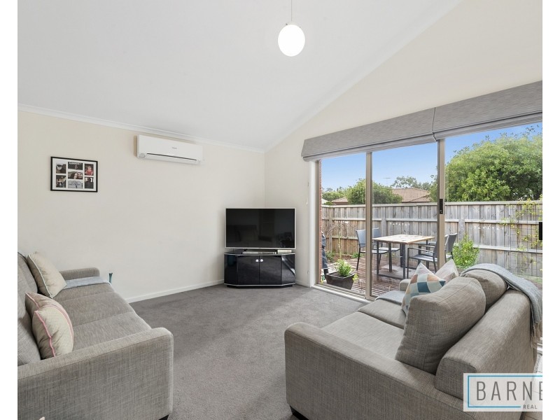 1/3 Natika Court, Grovedale VIC 3216