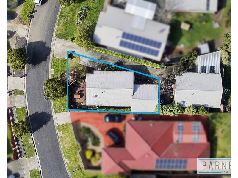 1/3 Natika Court, Grovedale VIC 3216