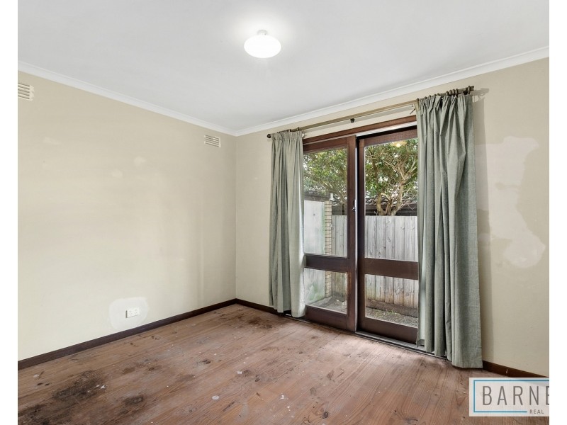 2/68 Oberon Drive, Belmont VIC 3216