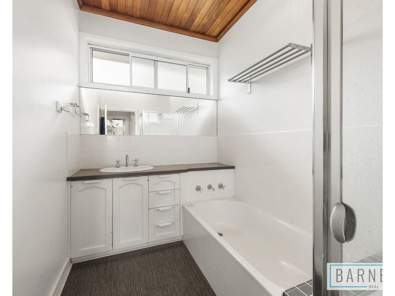 1/64 Sladen Street, Hamlyn Heights VIC 3215