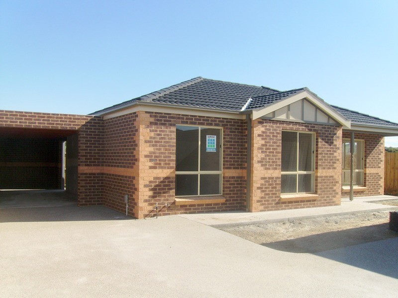 Unit 2/79 Matthews Road, Lovely Banks VIC 3221