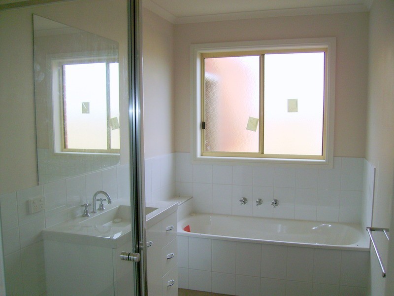 Unit 2/79 Matthews Road, Lovely Banks VIC 3221
