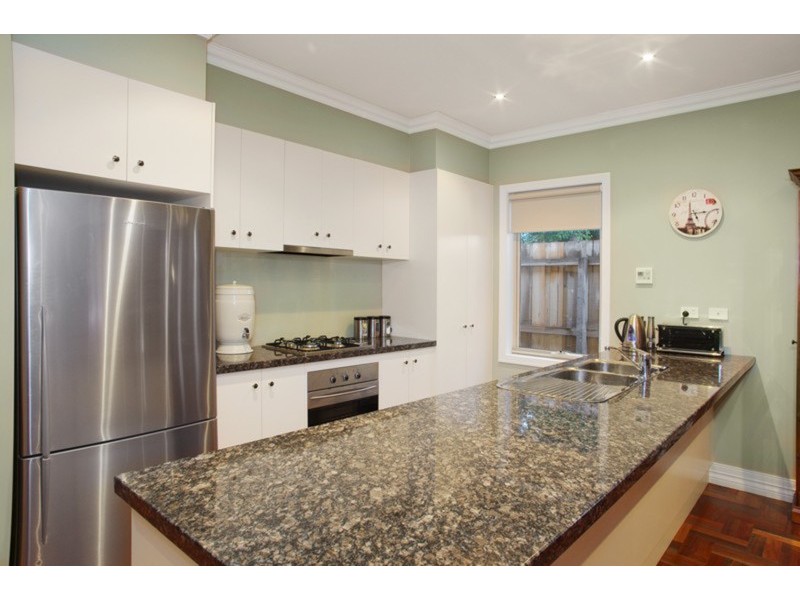 1/38 Vines Road, Hamlyn Heights VIC 3215