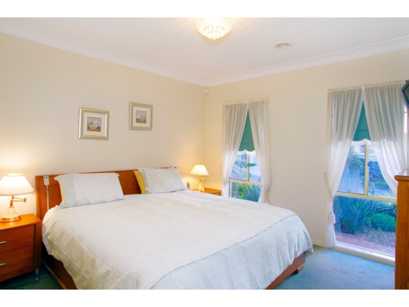 20 Pinto Way, Highton VIC 3216
