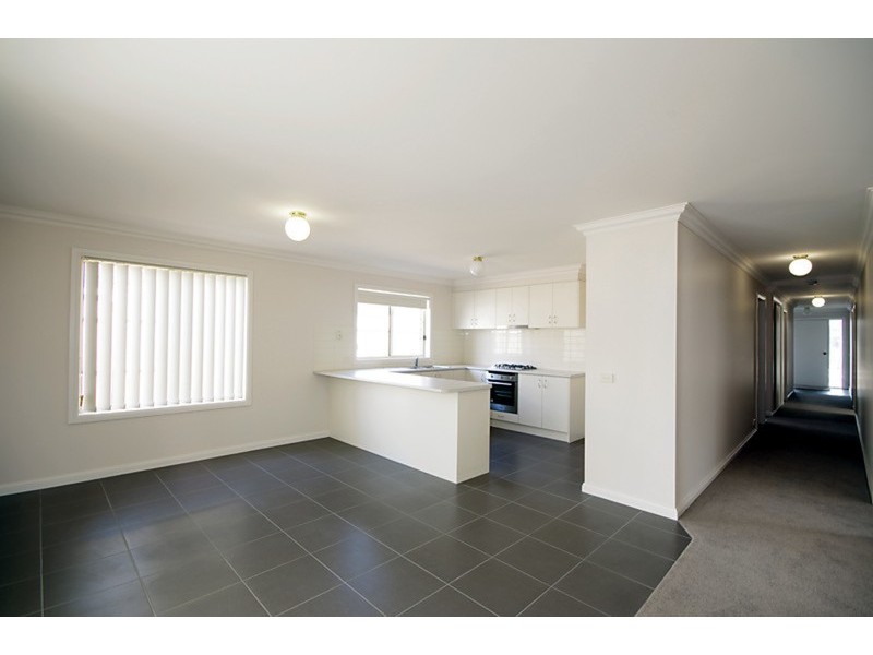 4 Phalaris Park  Drive, Lovely Banks VIC 3221