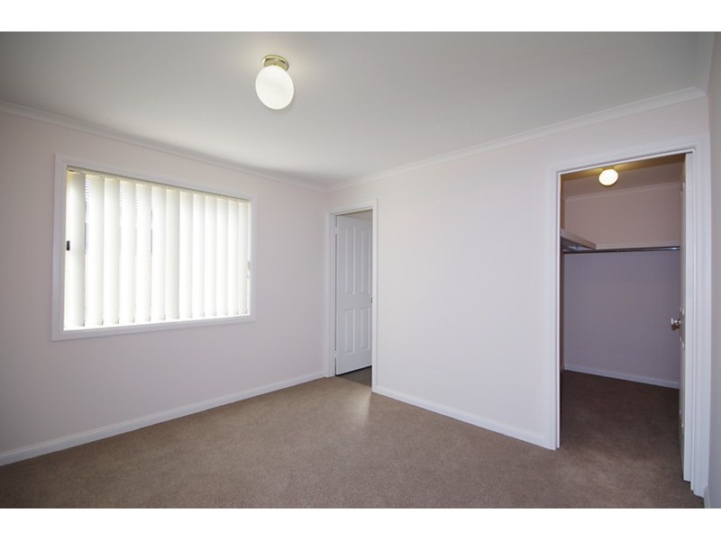 4 Phalaris Park  Drive, Lovely Banks VIC 3221