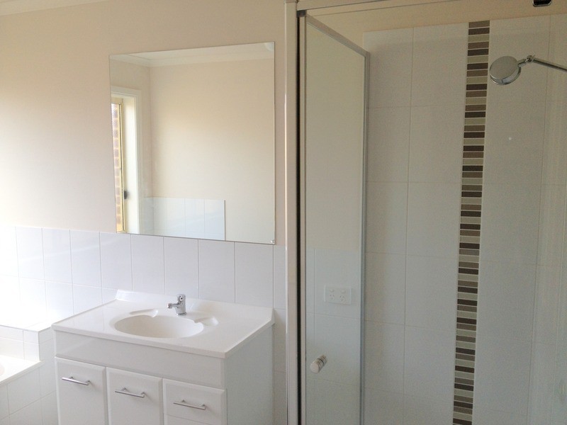 4 Phalaris Park  Drive, Lovely Banks VIC 3221