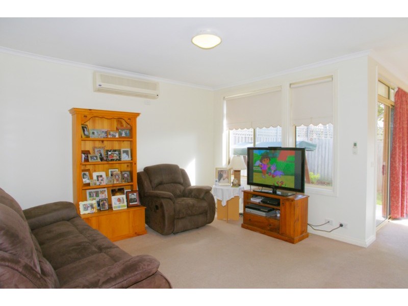 2/11 George Street, Belmont VIC 3216