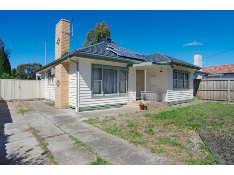 13 Itkeston Street, Herne Hill VIC 3218