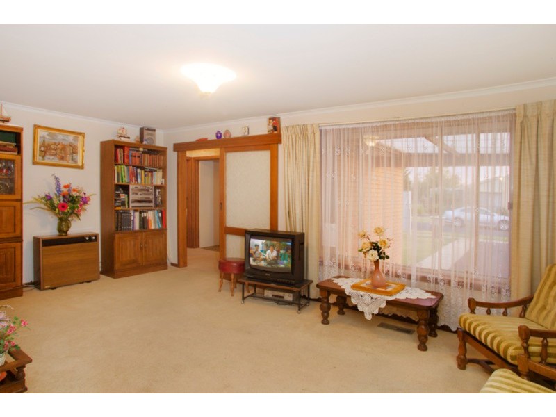 16 Mandama Avenue, Grovedale VIC 3216