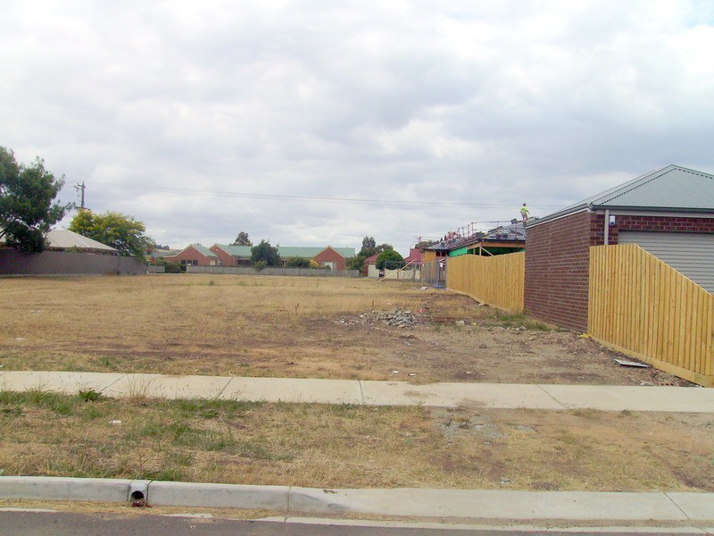 10 Phalaris Park  Drive, Lovely Banks VIC 3221