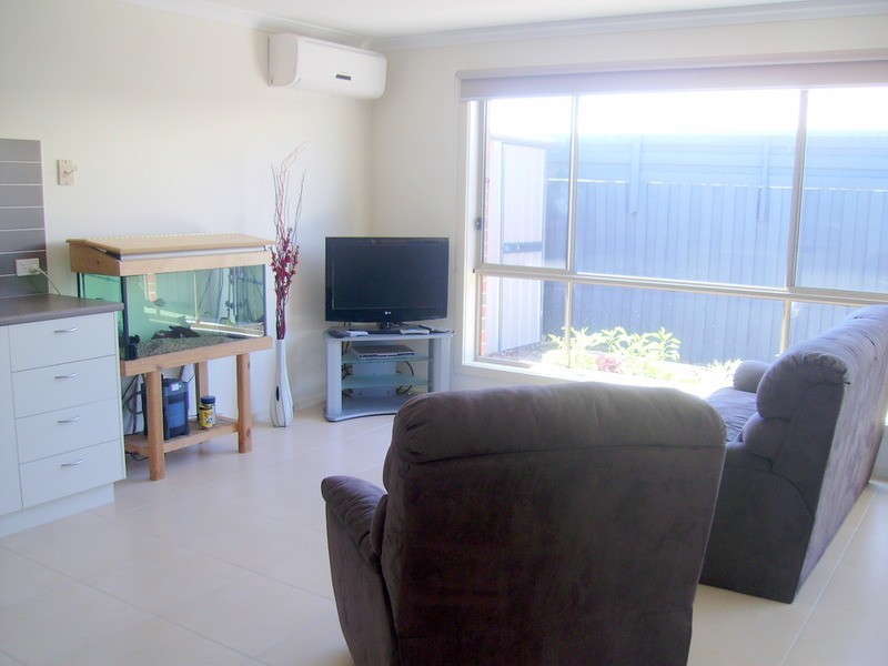 4/7 Isabella  Street, Grovedale VIC 3216