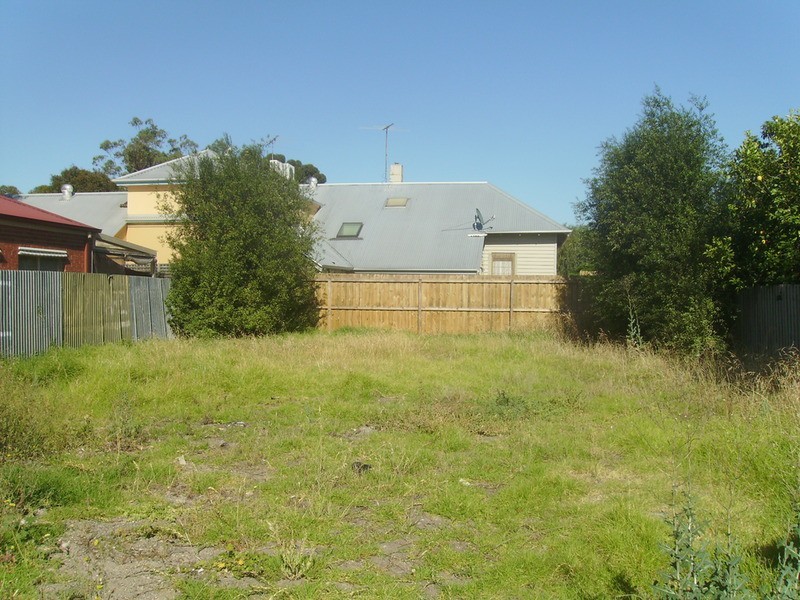 4 Viking Place, Newtown VIC 3220