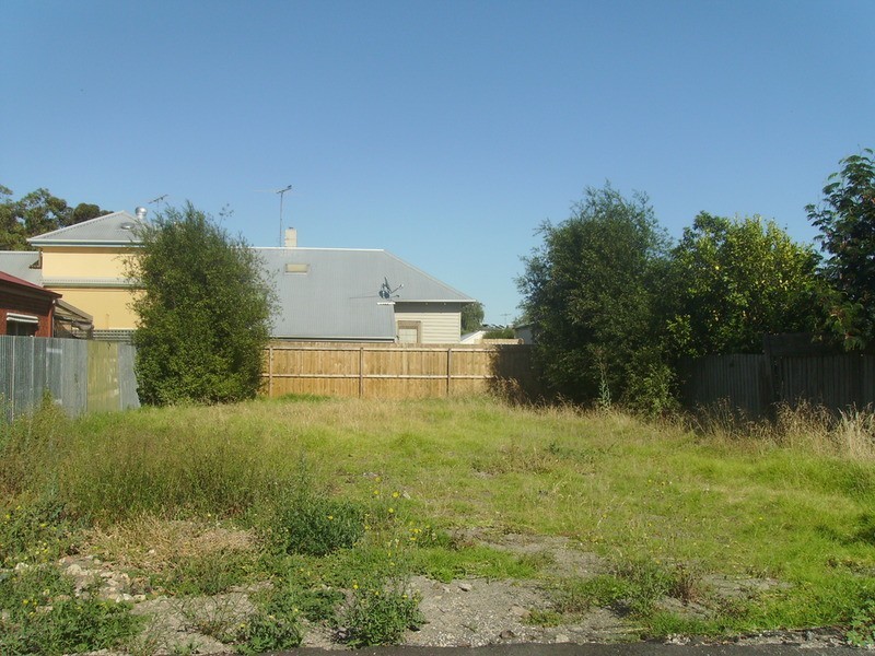 4 Viking Place, Newtown VIC 3220