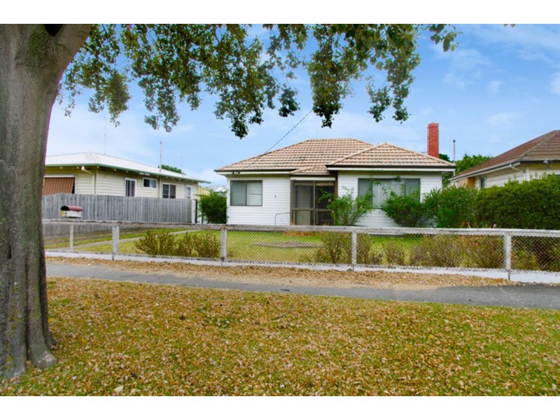 8 Plume Street, Norlane VIC 3214