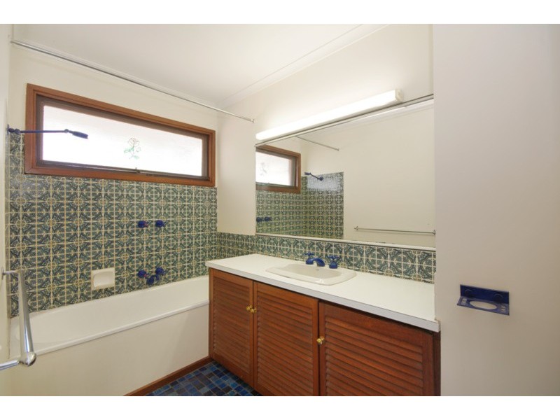 247 Scenic Road, Highton VIC 3216