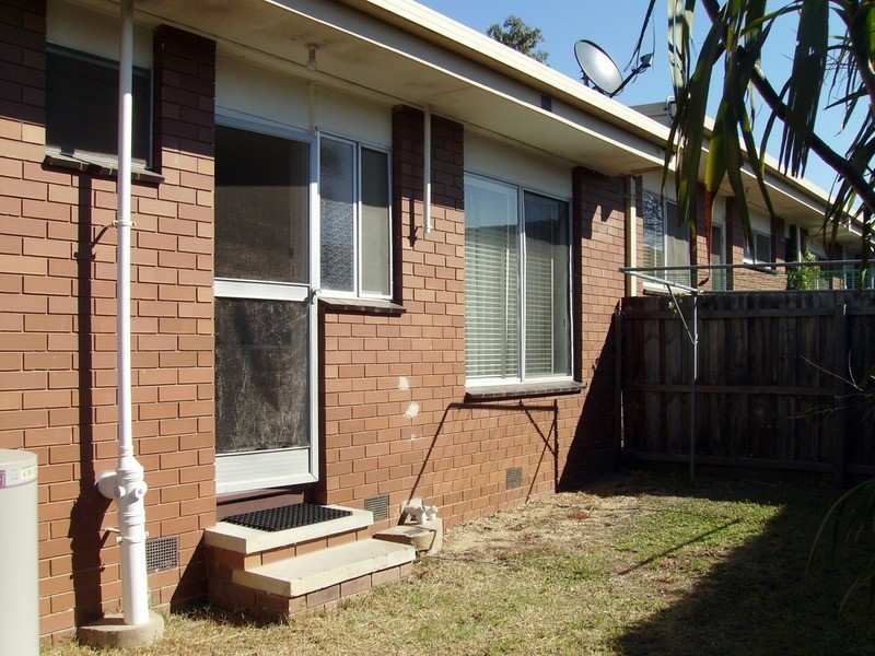 1/16 Sheridan  Street, Hamlyn Heights VIC 3215