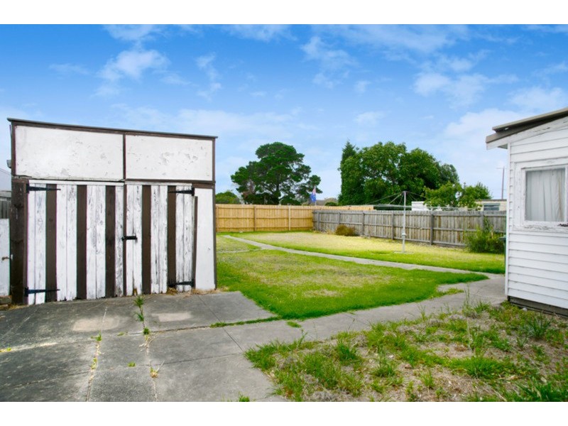 8 Plume Street, Norlane VIC 3214