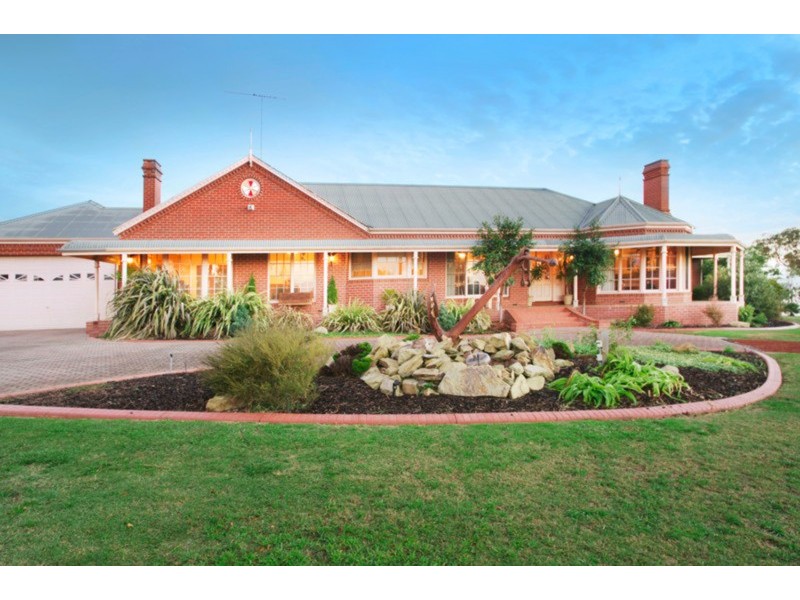 12 Dahlhaus Court, Leopold VIC 3224