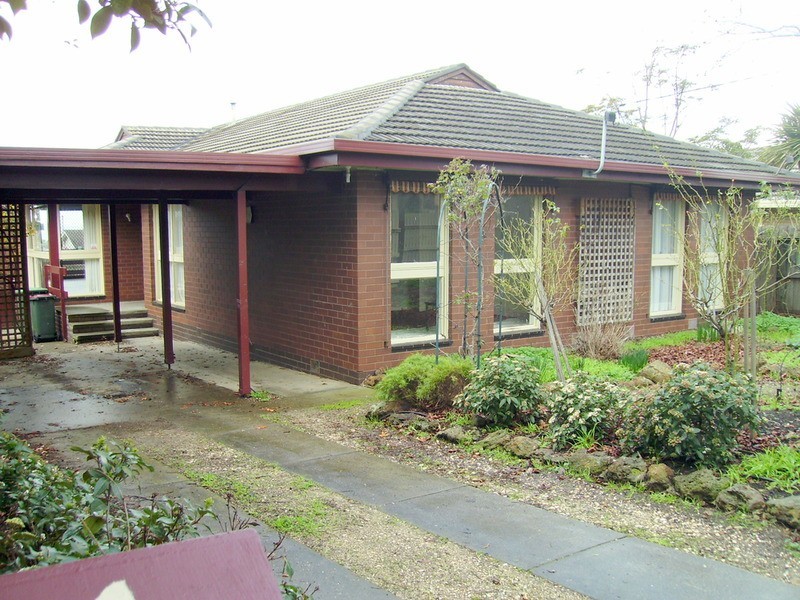21 Beulah Street, Hamlyn Heights VIC 3215