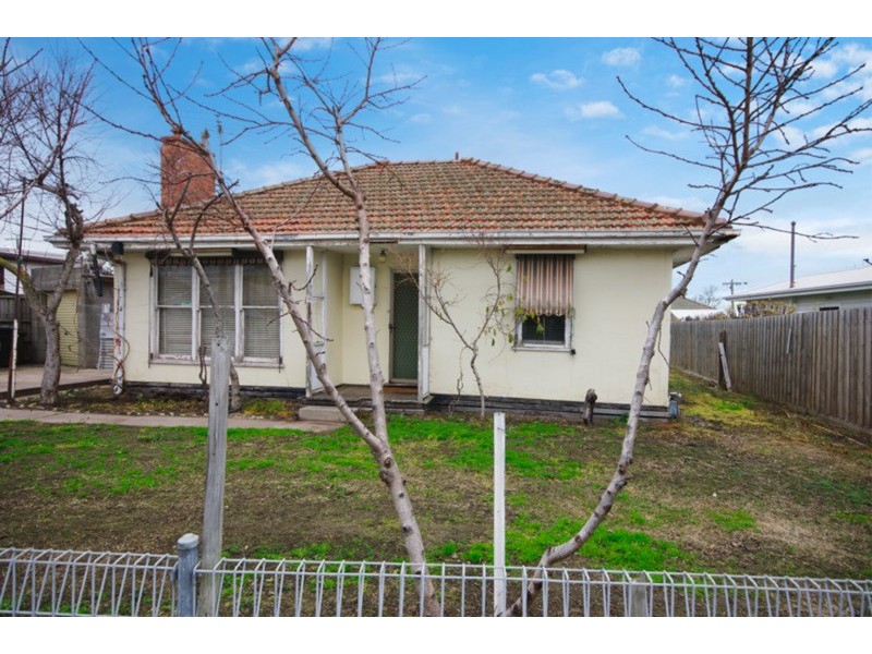 4 Brooks Street, Norlane VIC 3214