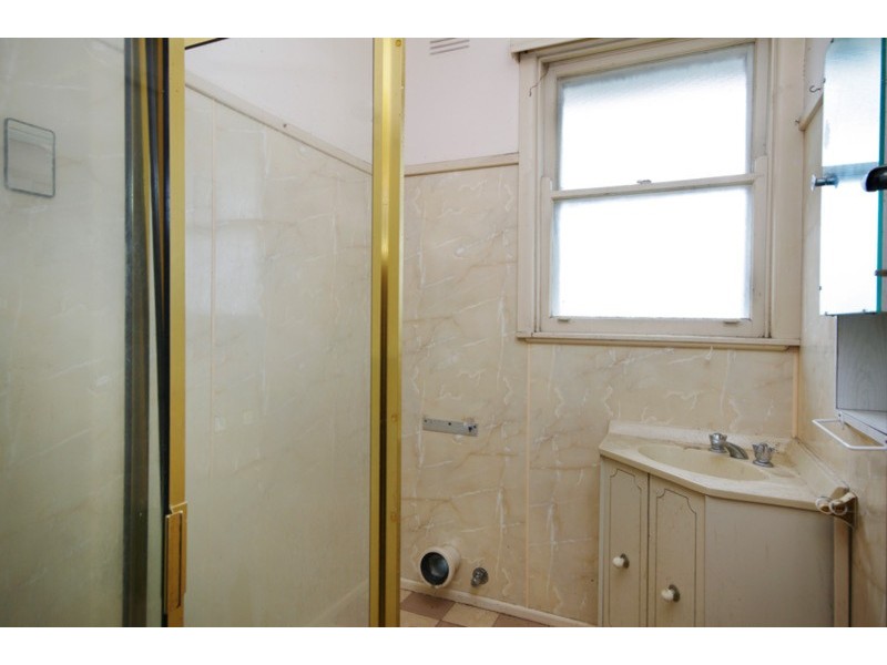 4 Brooks Street, Norlane VIC 3214