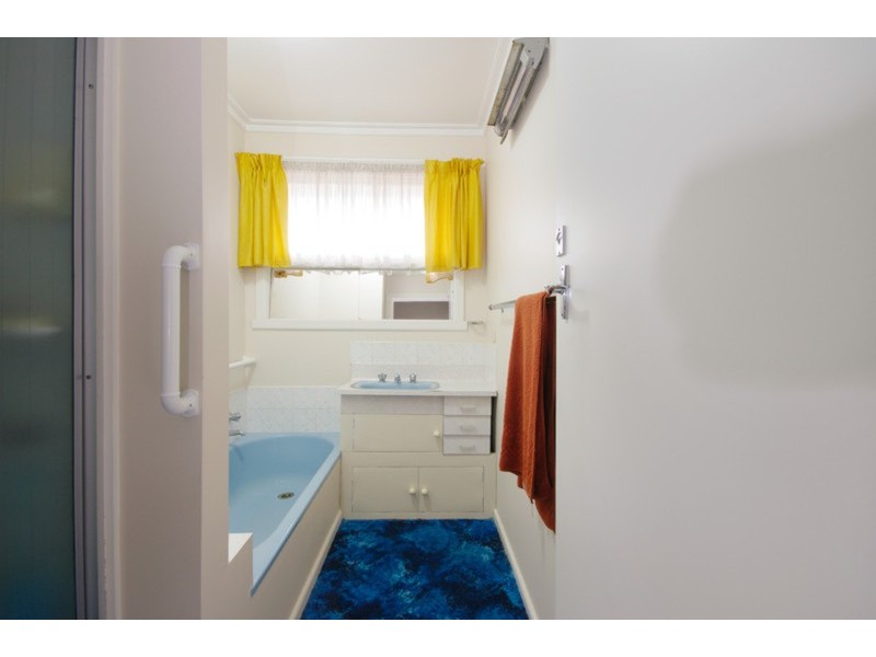 77 Ruhamah Avenue, Bell Post Hill VIC 3215