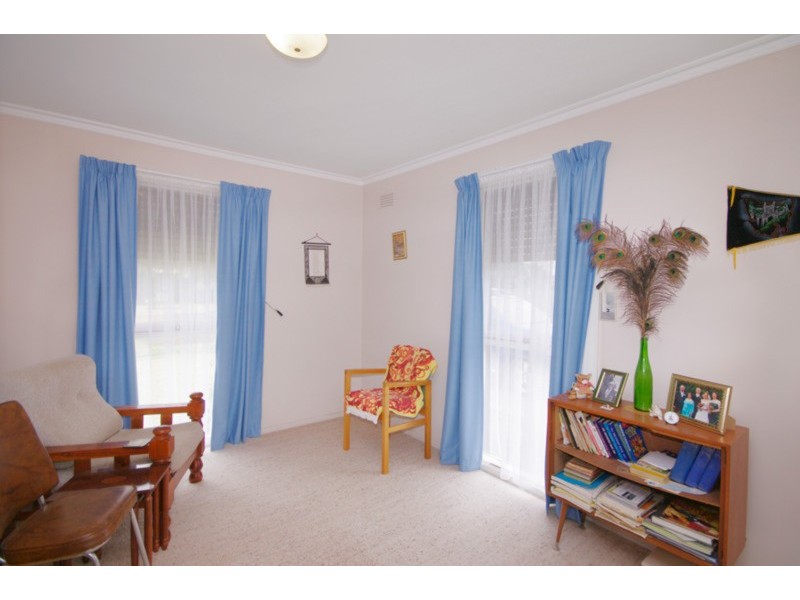 77 Ruhamah Avenue, Bell Post Hill VIC 3215