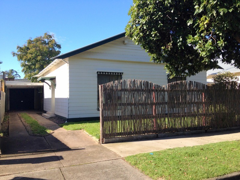 380 Pakington Street, Newtown VIC 3220