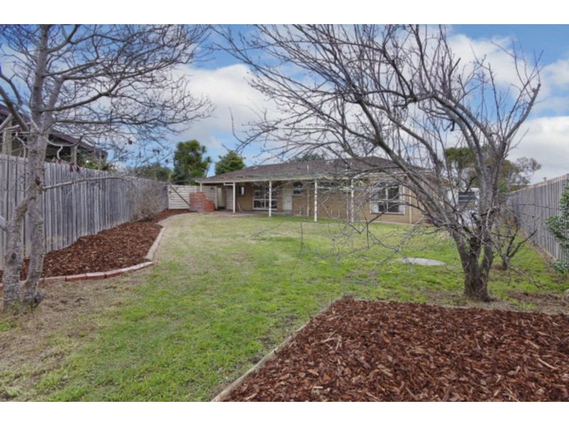 8 Stratford Court, Grovedale VIC 3216