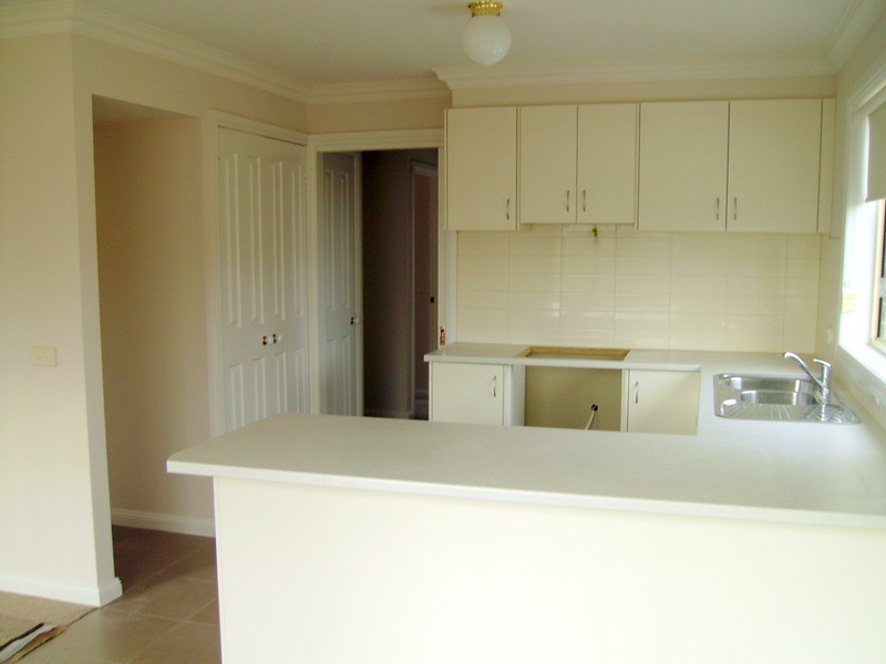2/103 Matthews Road, Lovely Banks VIC 3221
