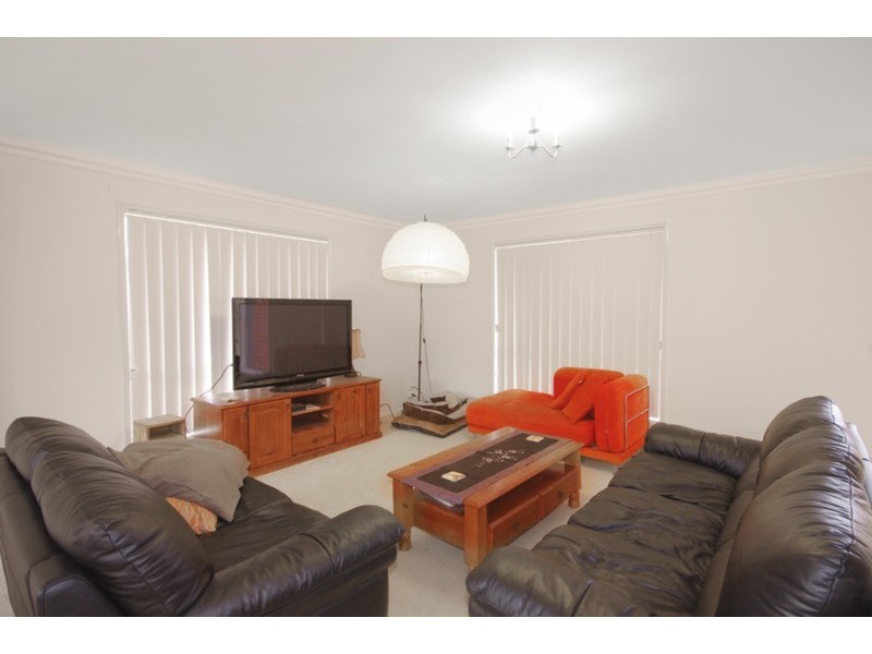 2/41 Daly Boulevard, Highton VIC 3216