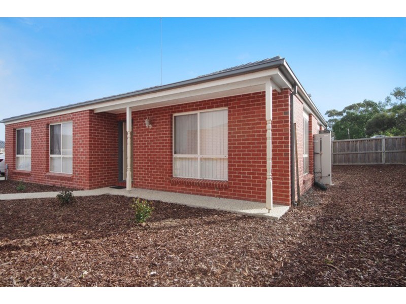 2/41 Daly Boulevard, Highton VIC 3216