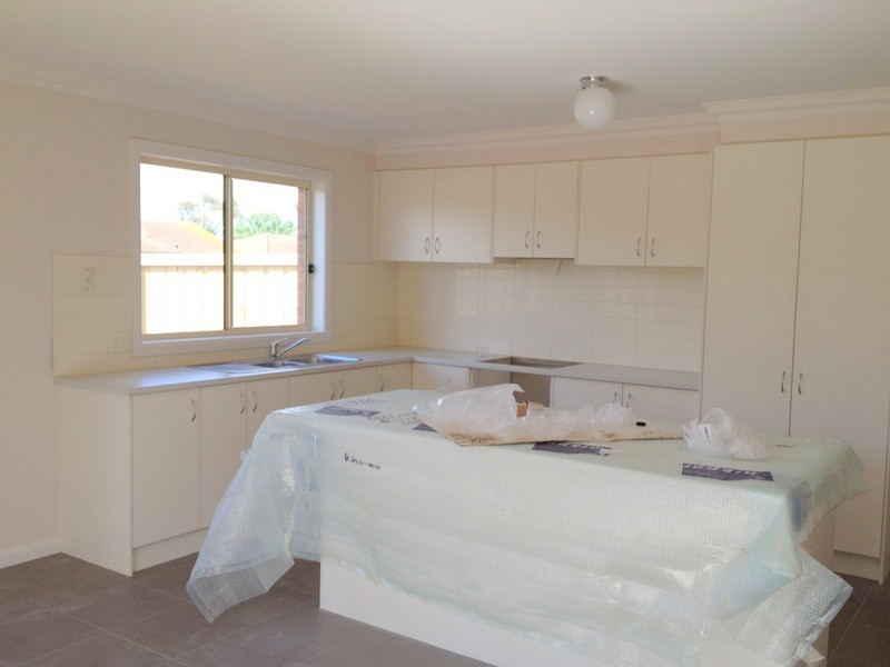 2 Phalaris Park  Drive, Lovely Banks VIC 3221