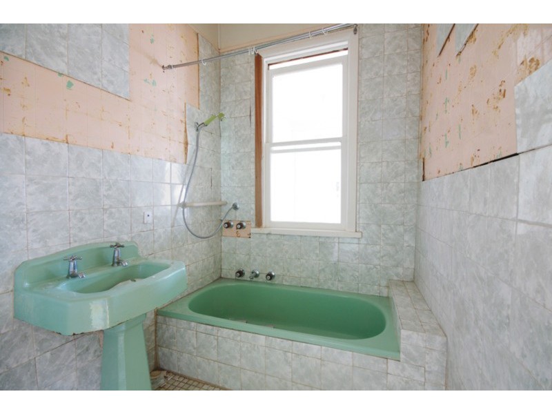 5 Dunloe Avenue, Norlane VIC 3214