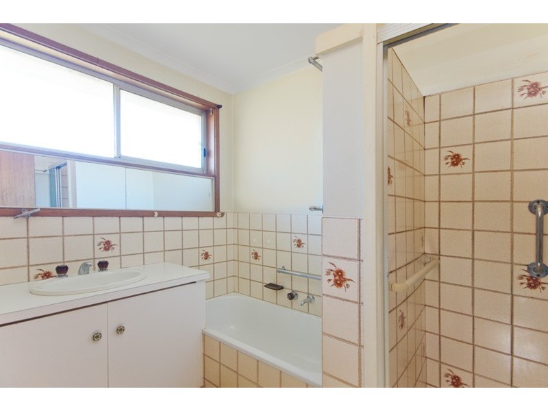 1/2a Bonview Avenue, Herne Hill VIC 3218