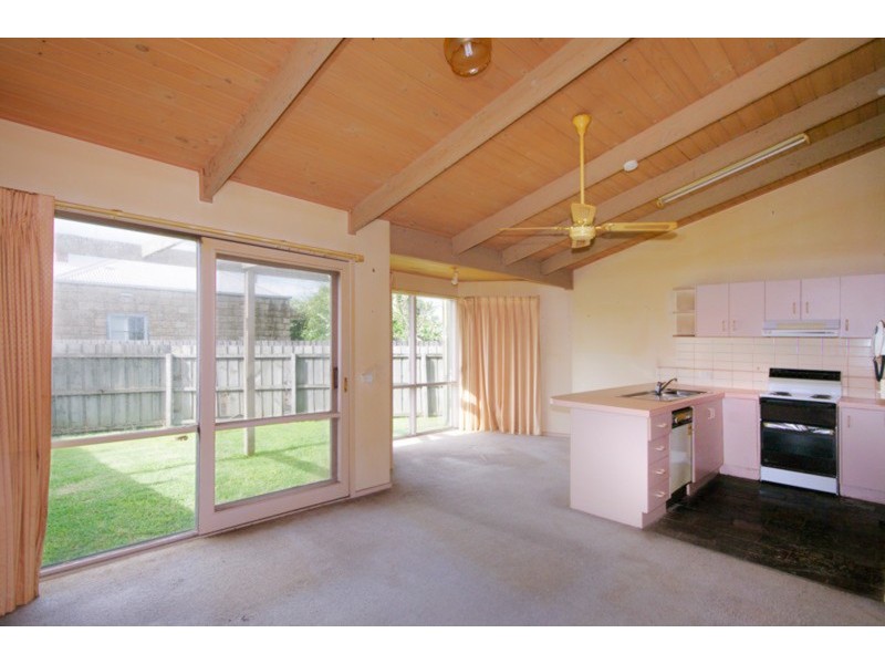 3/45 Ormond Road, East Geelong VIC 3219