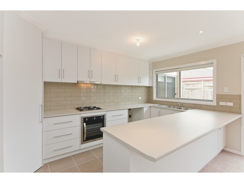 1/53 Pitman Street, Newcomb VIC 3219