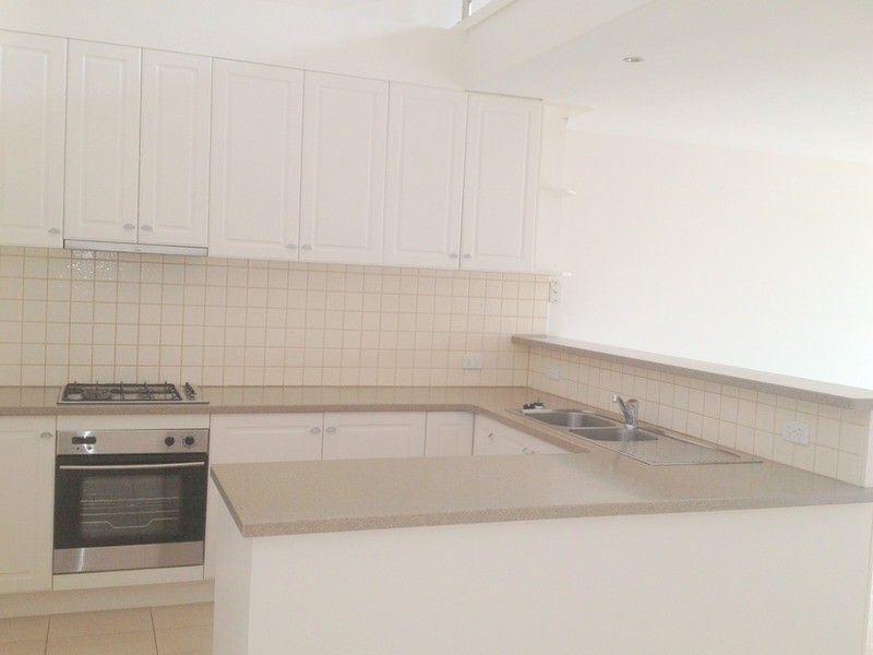 1/242 Ryrie  Street, Geelong VIC 3220