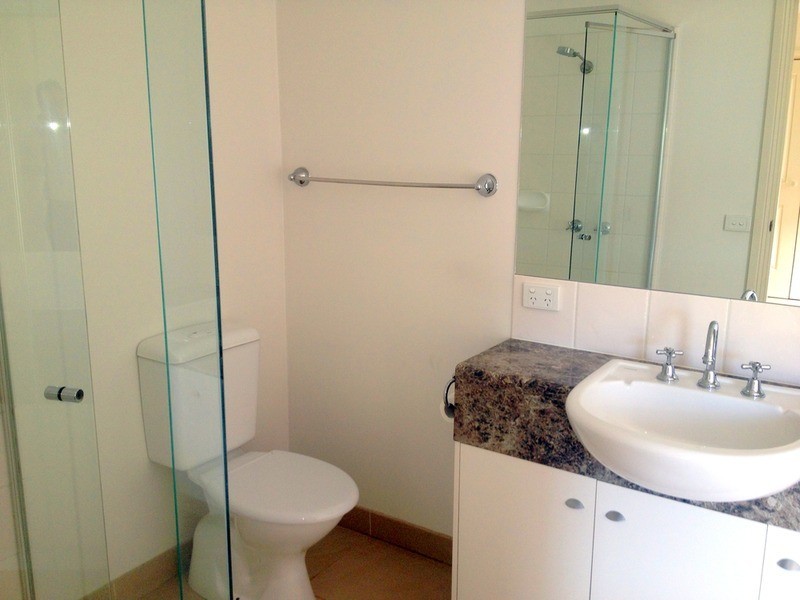 1/242 Ryrie  Street, Geelong VIC 3220