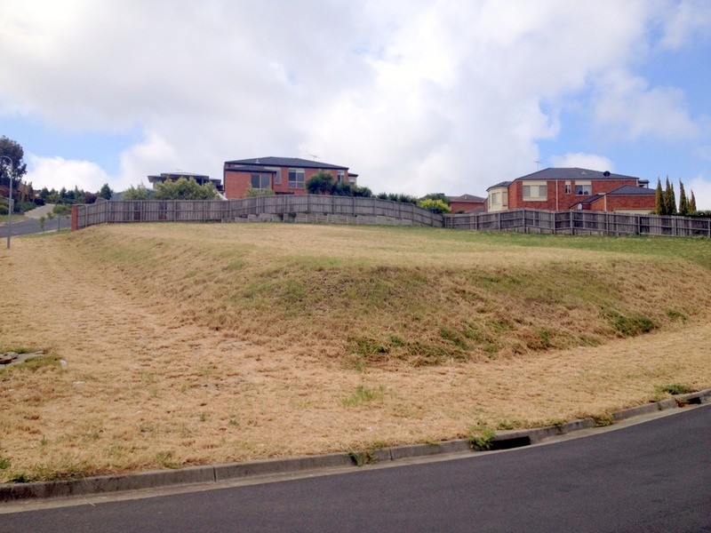 10-11 Hillcrest Court, Highton VIC 3216