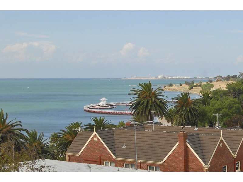 24 Eastern Beach Road, Geelong VIC 3220