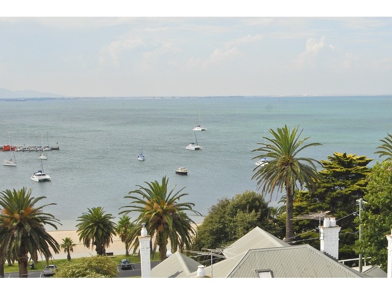 24 Eastern Beach Road, Geelong VIC 3220