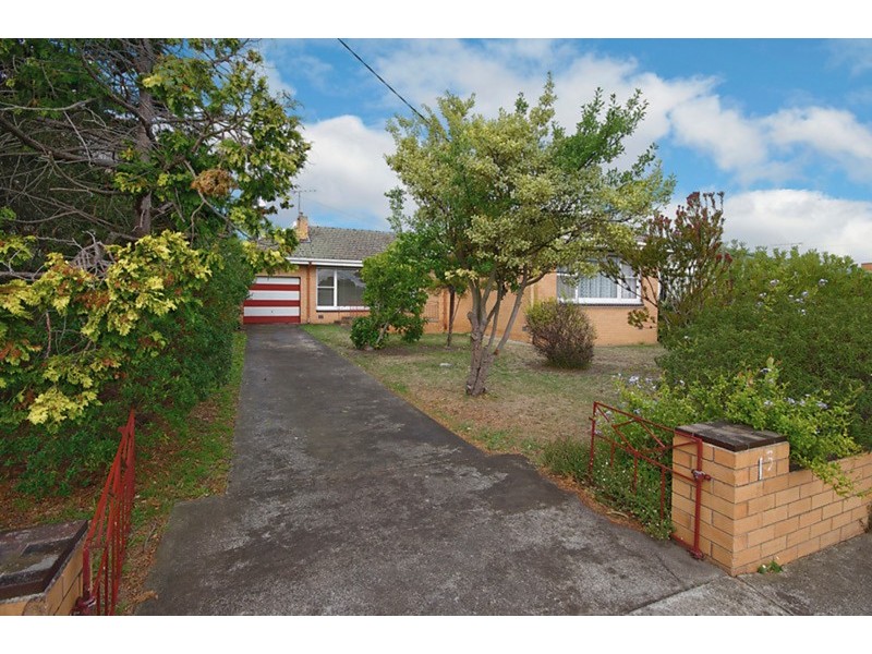 13 Glengarwyn Road, Leopold VIC 3224