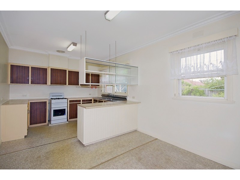 13 Glengarwyn Road, Leopold VIC 3224