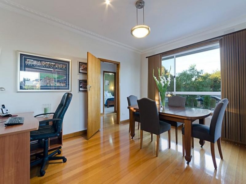 1/64 Sladen Street, Hamlyn Heights VIC 3215