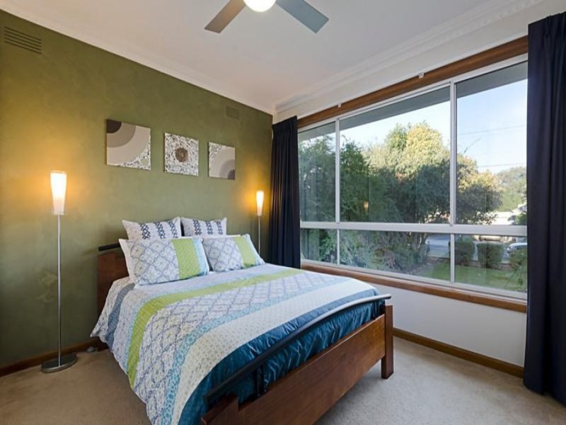 1/64 Sladen Street, Hamlyn Heights VIC 3215