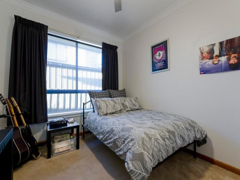 1/64 Sladen Street, Hamlyn Heights VIC 3215