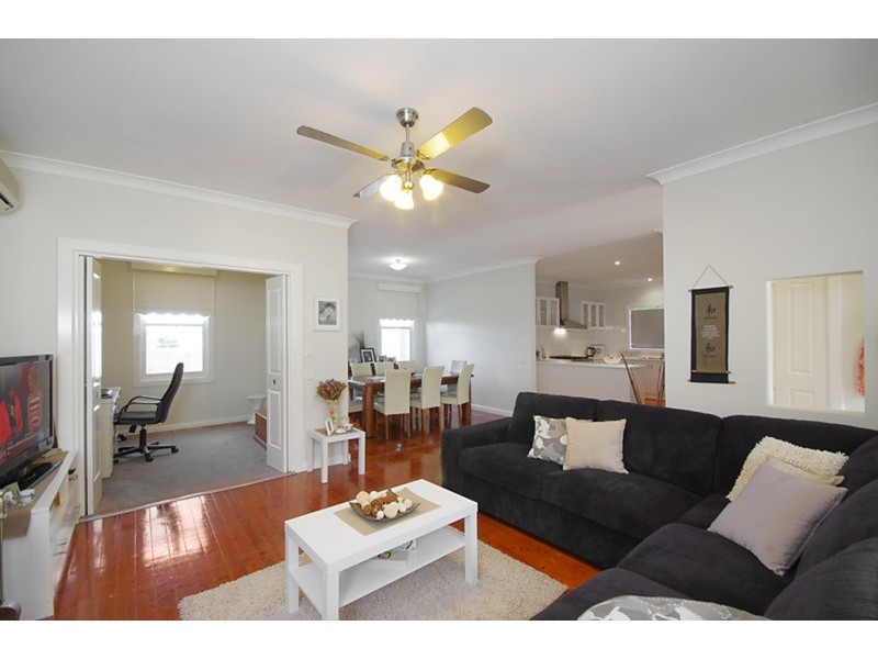 11 Dudley Street, Belmont VIC 3216