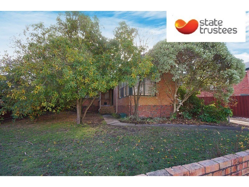 28 Cook Street, Newtown VIC 3220